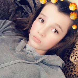 Meet your Posher, Rayna